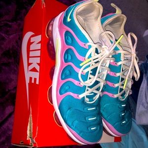 Vapormax
